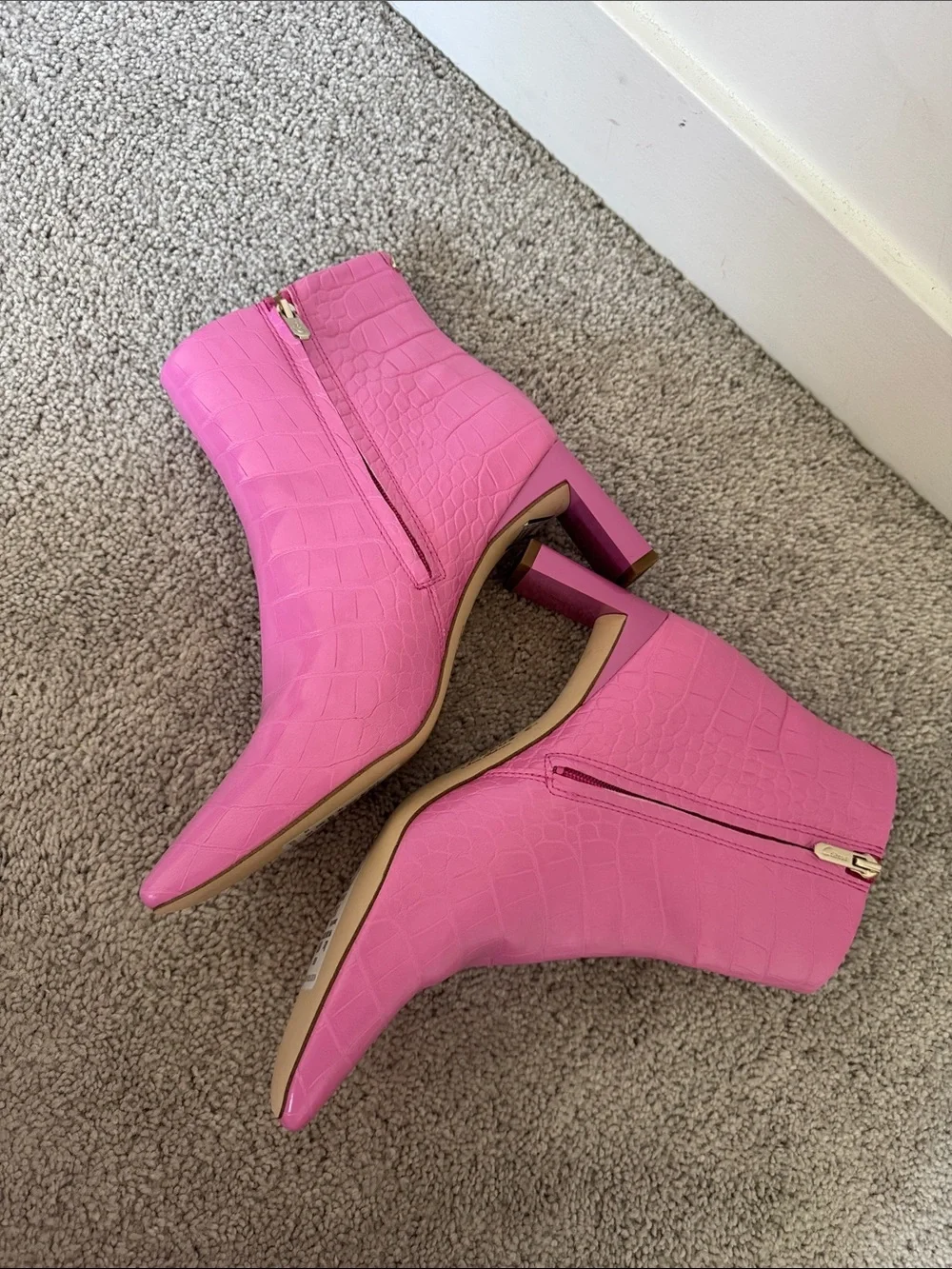Circus by Sam Edelman stylish pink